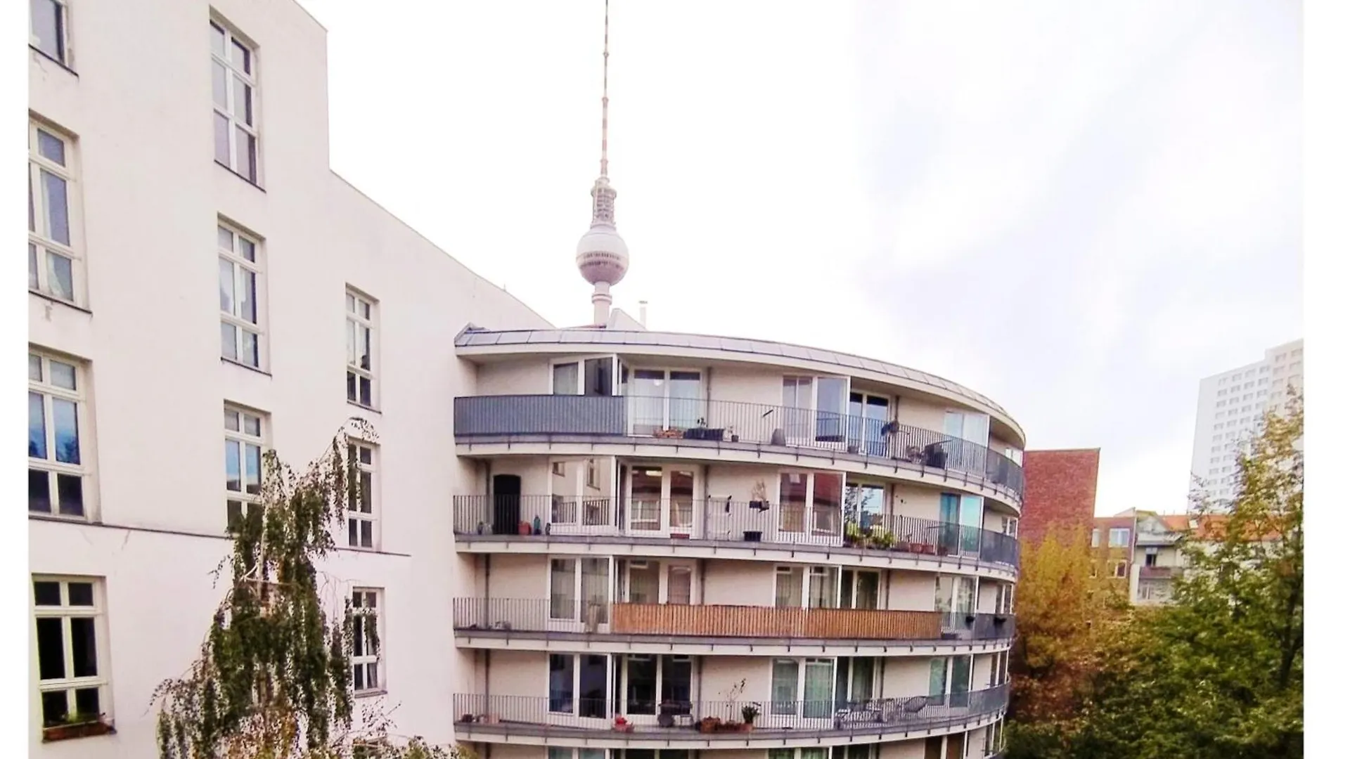 3-Room Apartment Berlin Museum Island 2 Beds location